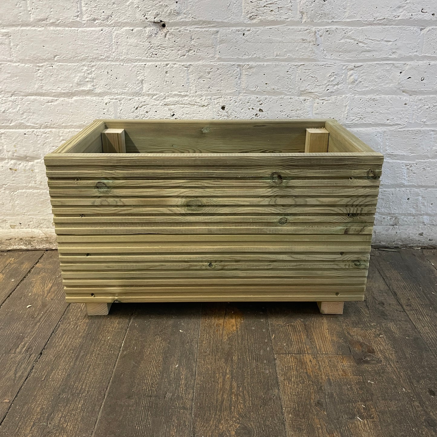 Medium Decking Planter 57x35x33cm