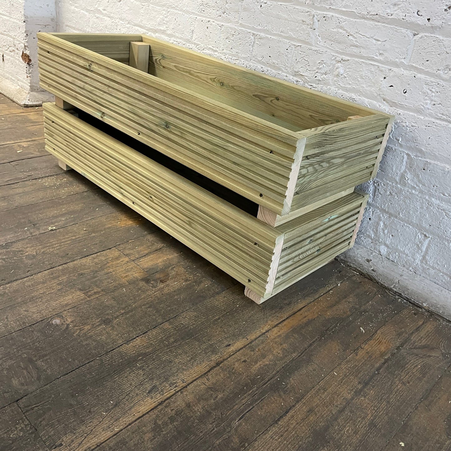 (set of 2) Single level Solid Wooden Patio Planter