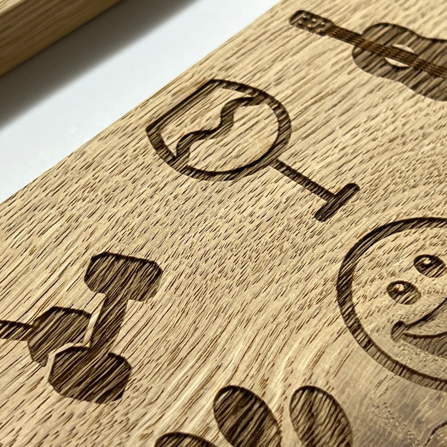 Solid Oak Plaque + Clipart