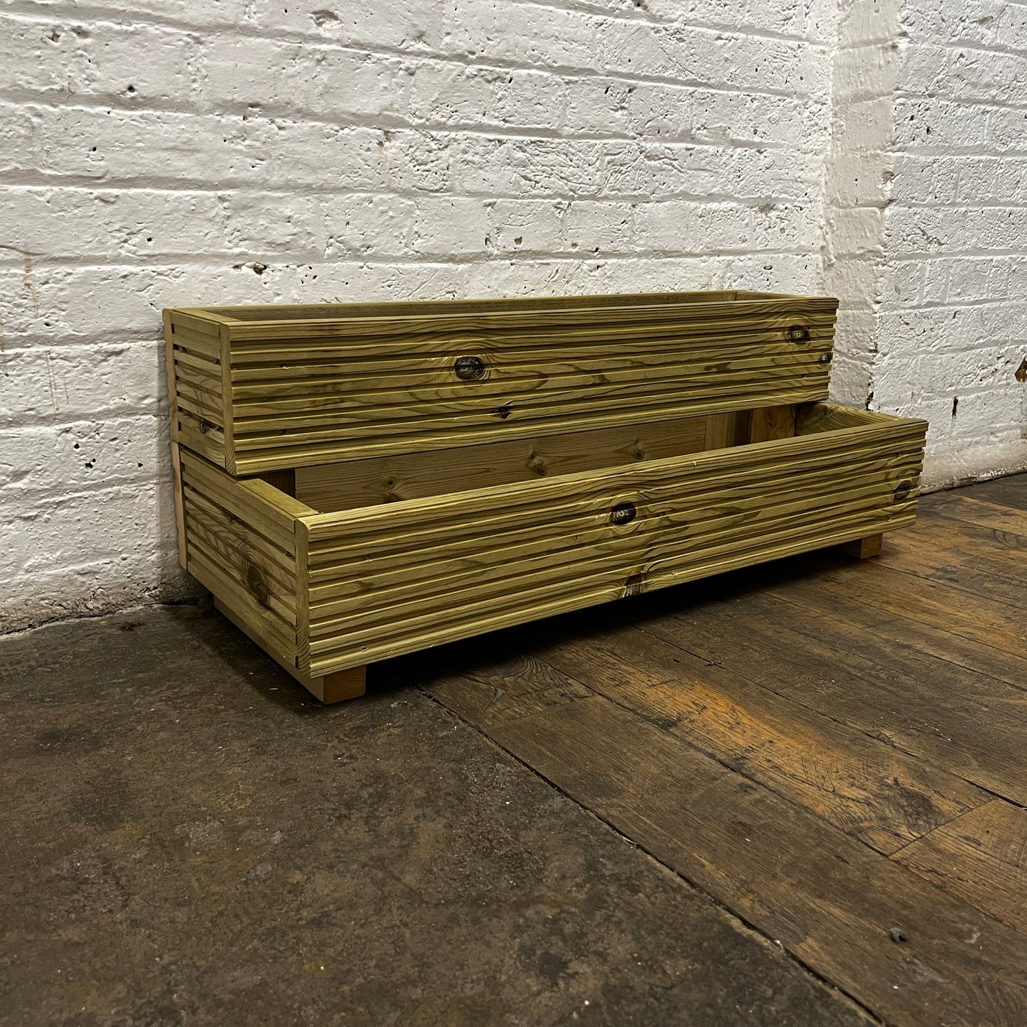 Large Wide Step Tired Decking Planter 88x35x33cm