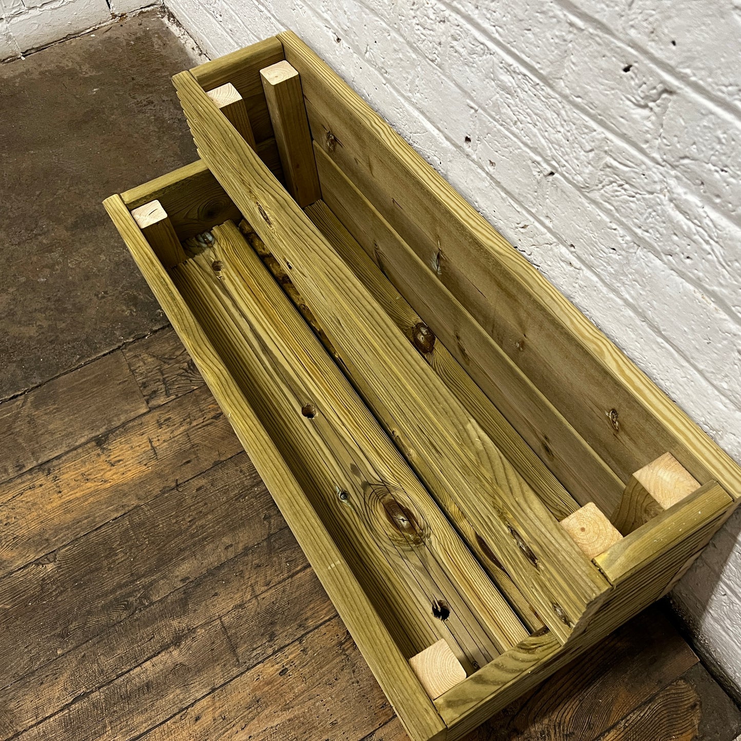 Large Wide Step Tired Decking Planter 88x35x33cm