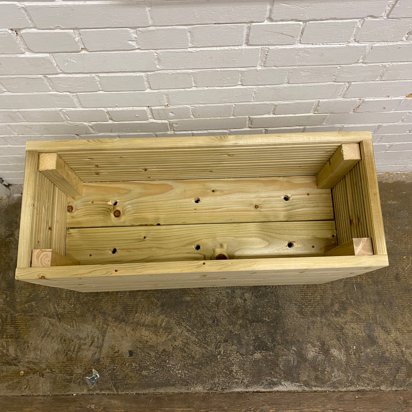 Tall Smooth Decking Patio Planter