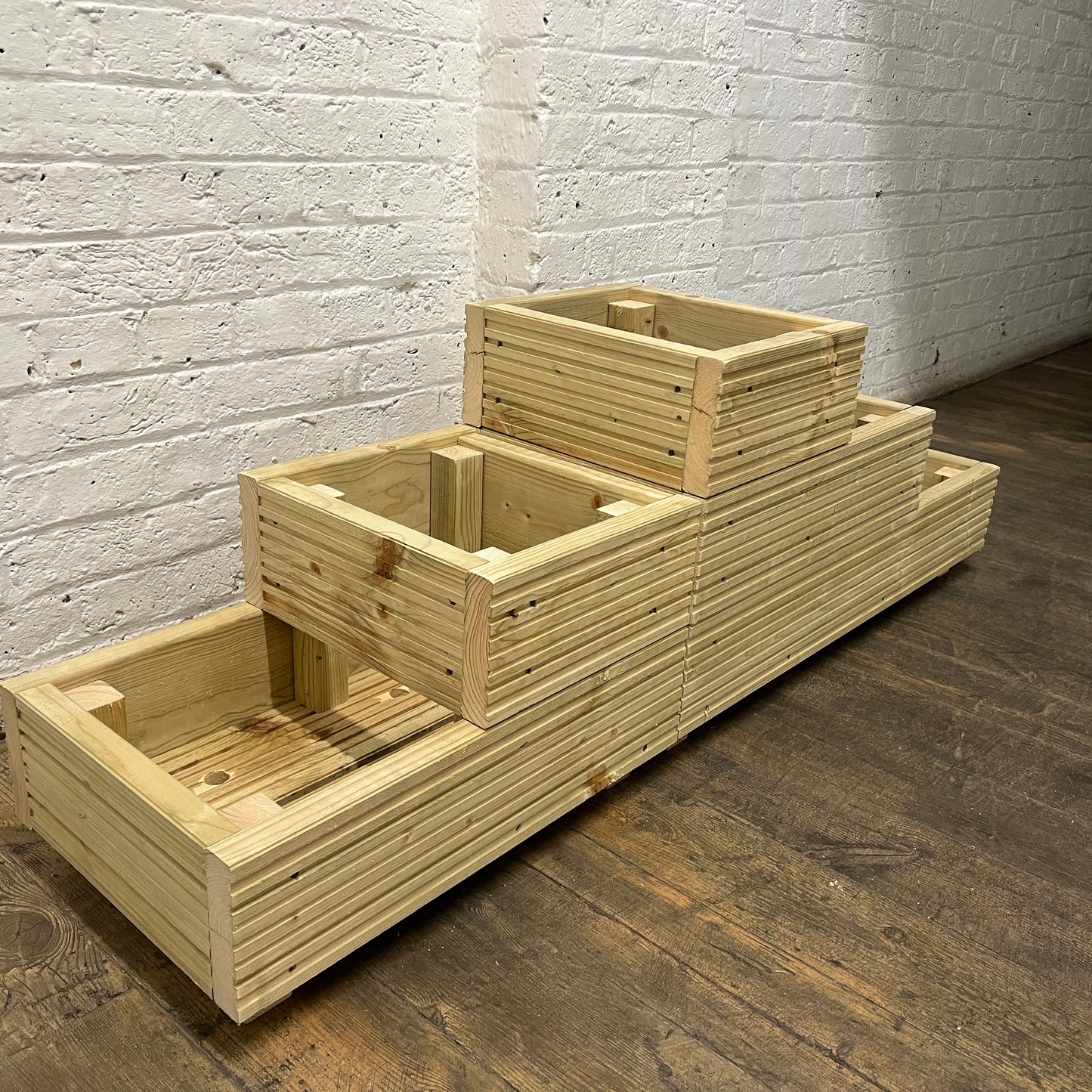 Large 3 Tiered Straight Decking Planter 145cmx35cmx48cm